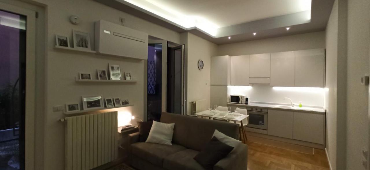 Luxury House Lupetta 3 Apartment มิลาน ภายนอก รูปภาพ