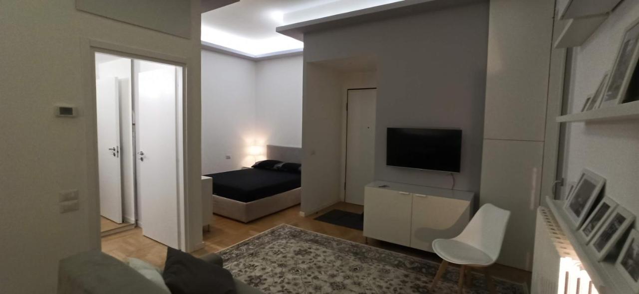 Luxury House Lupetta 3 Apartment มิลาน ภายนอก รูปภาพ